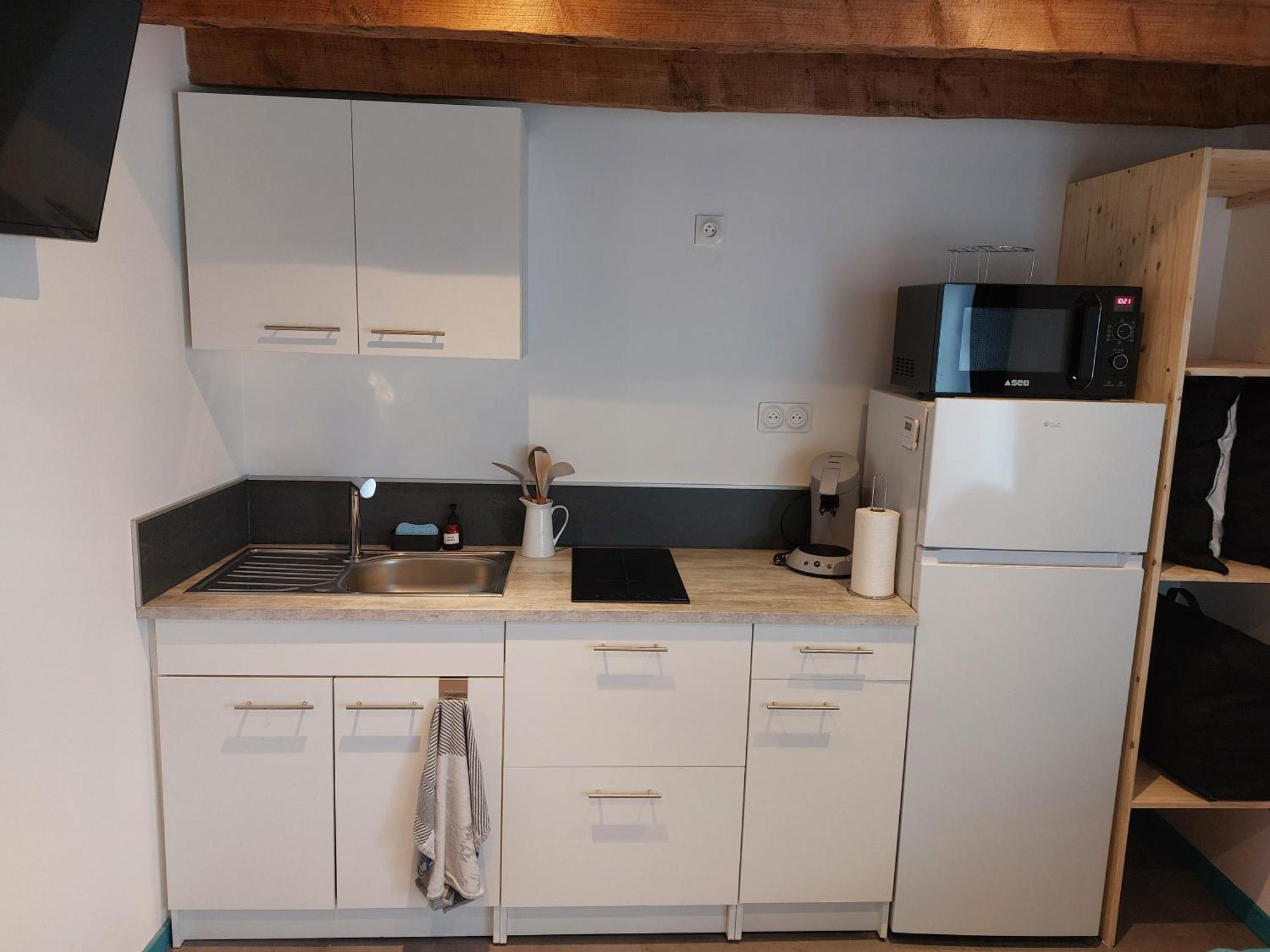 Studio Refait A Neuf Clos Saint Genest Manzat المظهر الخارجي الصورة